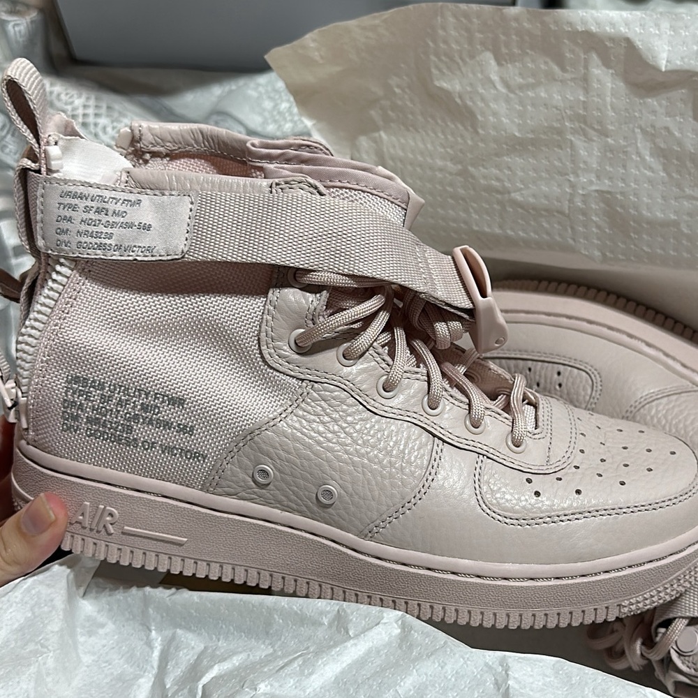 Nike Air Force 1 mid